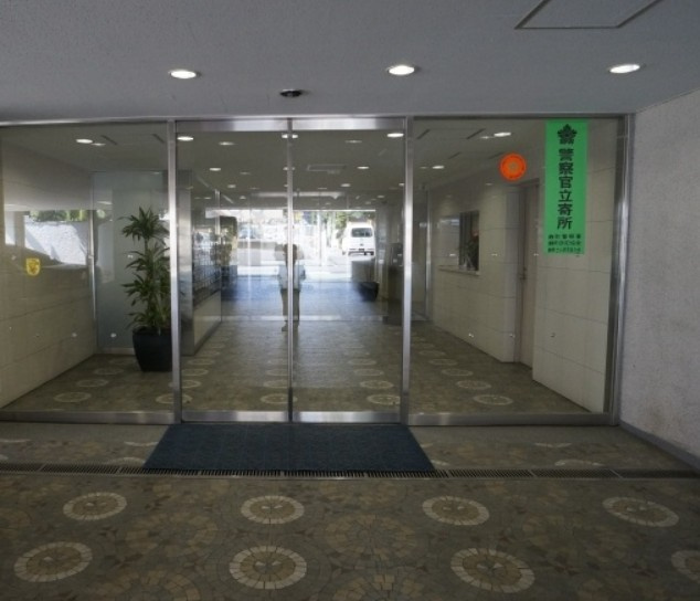 小田急麹町マンションのエントランス