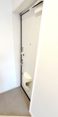 【玄関】 | ラ・リベラ鶴ヶ峰