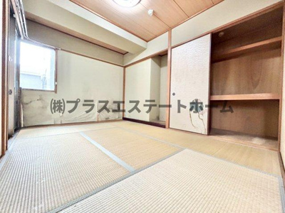 【居間・リビング】 | シュロス板宿