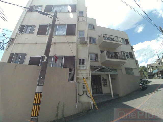 岡本野寄ハイツの外観