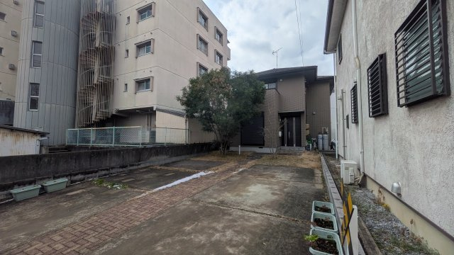 中古住宅　雄総桜町４丁目の駐車場