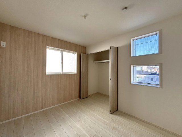 【仲介手数料無料／港区】　ブルーミングガーデン名古屋市港区小賀須3丁目　新築戸建の洋室