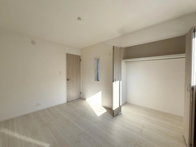 【仲介手数料無料／港区】　ブルーミングガーデン名古屋市港区小賀須3丁目　新築戸建の居間・リビング