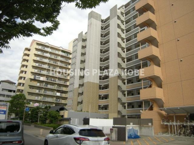 ワコーレKOBE新長田アリーナの外観