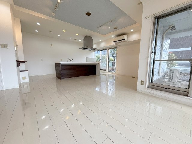 ザ・グランドビュー・オオサカの居間・リビング