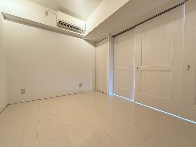 ザ・グランドビュー・オオサカの洋室