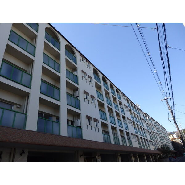 芦屋東山プリンスの外観