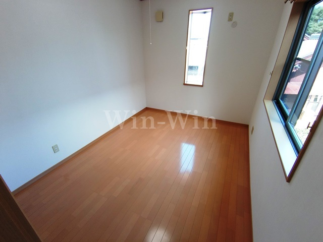 ニューパンサヴァレーの寝室|イメージ（同建物内別部屋の写真です）