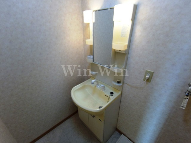 ニューパンサヴァレーの洗面所|イメージ（同建物内別部屋の写真です）