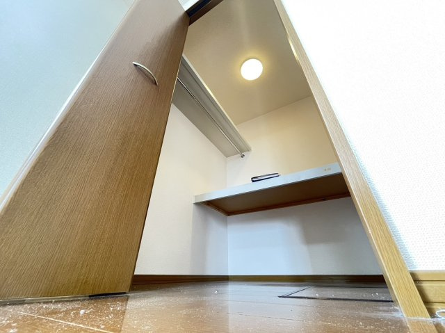 サニーウェルBの収納|高崎、前橋のお部屋探しはエンドスケープまで！お客様の理想お聞かせ下さい♪