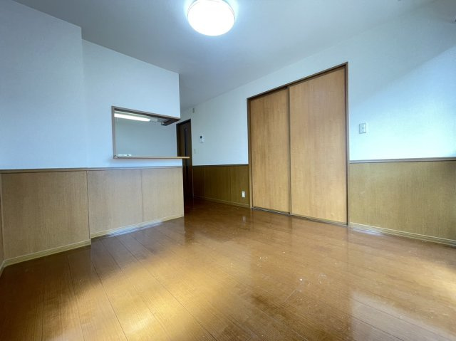 サニーウェルBの居間・リビング|高崎、前橋のお部屋探しはエンドスケープまで！お客様の理想お聞かせ下さい♪