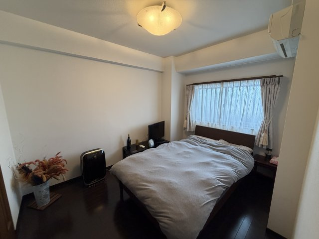 シャルマンコーポ塚本の寝室
