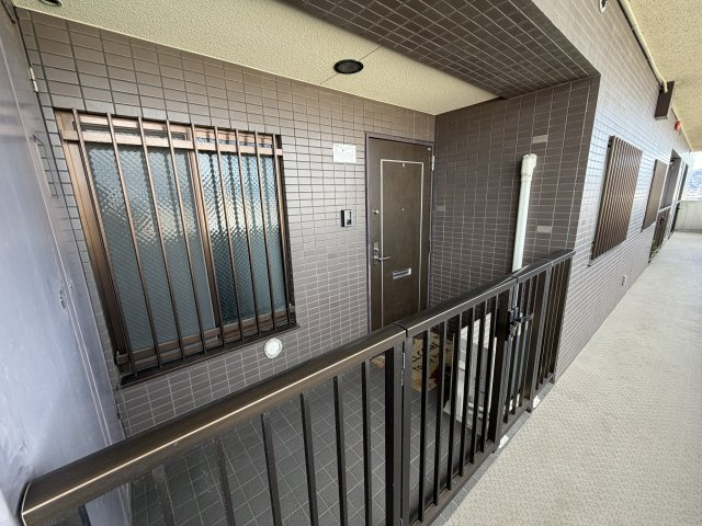 シャルマンコーポ塚本の玄関