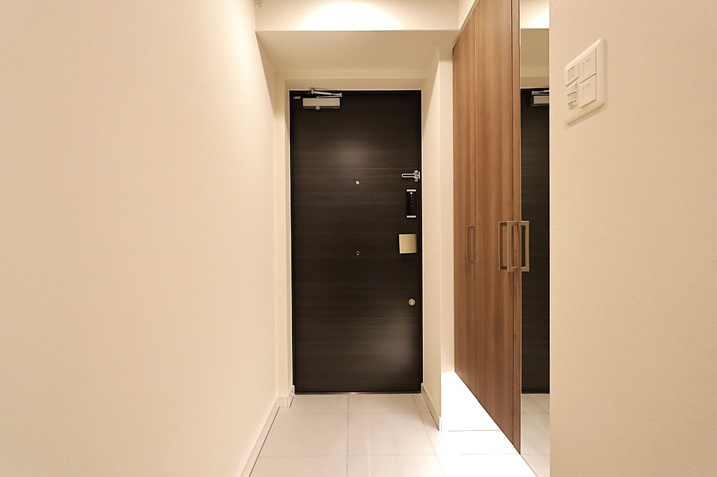 ～ペットと暮らせるマンション～エスリード小阪プライムプレイスの玄関