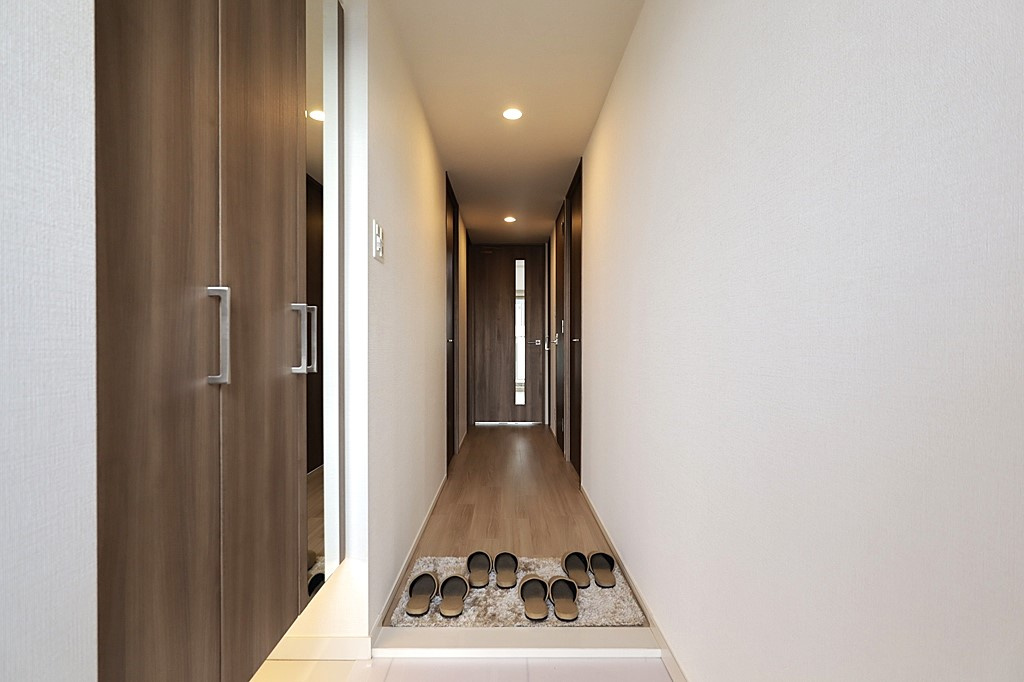 ～ペットと暮らせるマンション～エスリード小阪プライムプレイスの玄関