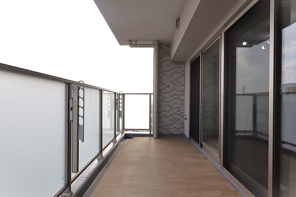 ～ペットと暮らせるマンション～エスリード小阪プライムプレイスのバルコニー