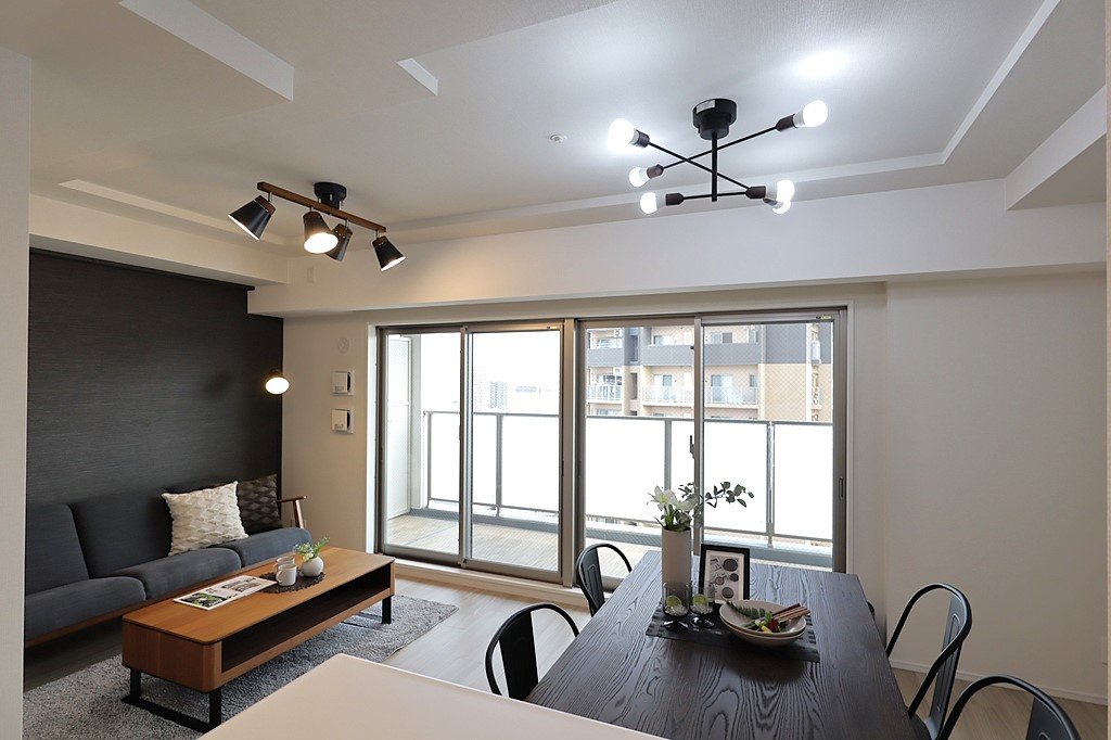 ～ペットと暮らせるマンション～エスリード小阪プライムプレイスの居間・リビング