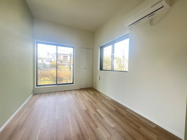 chalet　涼風テラスの居間・リビング|こちらの居間で趣味の時間をお楽しみください