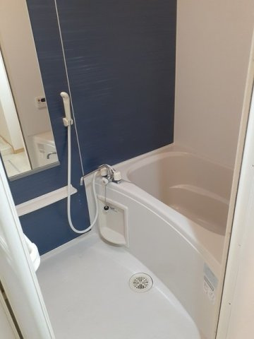 プラウド幕張本郷Ⅵの浴室|コンパクトで使いやすいお風呂です