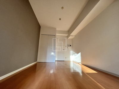 【寝室】 | グラマシー心斎橋東 | グラマシー心斎橋東　洋室