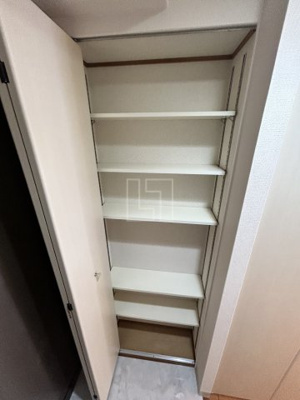 【収納】 | グラマシー心斎橋東 | グラマシー心斎橋東　下駄箱