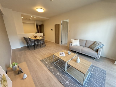 【居間・リビング】 | コスモ西宮山手 | リビングです