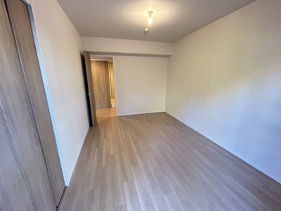 【洋室】 | コスモ西宮山手 | きれいな洋室です