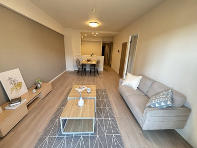 【居間・リビング】 | コスモ西宮山手 | 使いやすい居間です