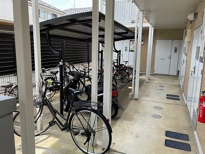 レオパレスフローラ　Ｓのその他|駐輪場