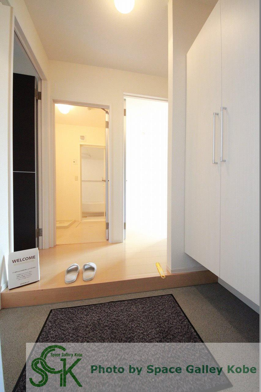 サンライズミナミの玄関|※お部屋により仕様が異なる場合があります。