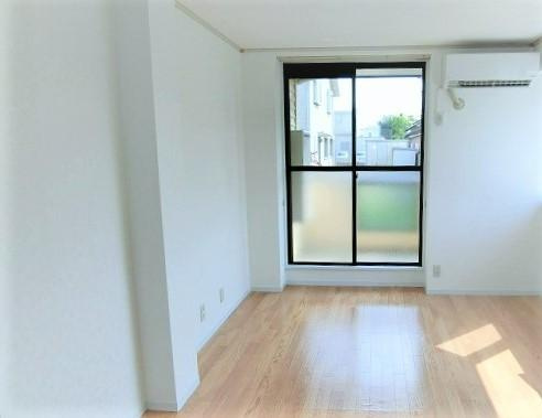 第４ラフィーネの居間・リビング|ゆったりとしたリビングです