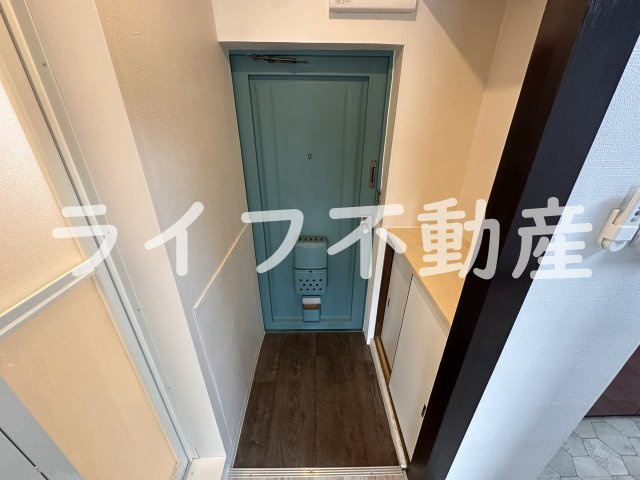 ナニワマンションの玄関|シンプルで使いやすい玄関です