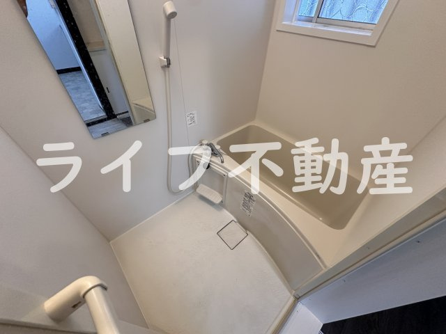 ナニワマンションの浴室|落ち着いた空間のお風呂です