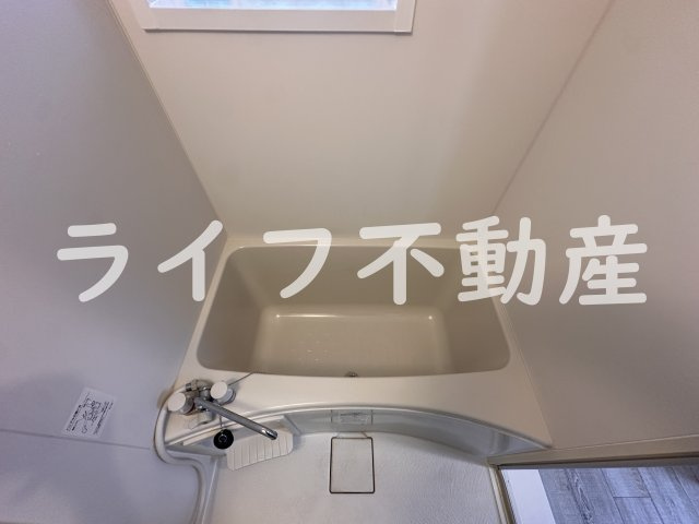 ナニワマンションの浴室|落ち着いた空間のお風呂です