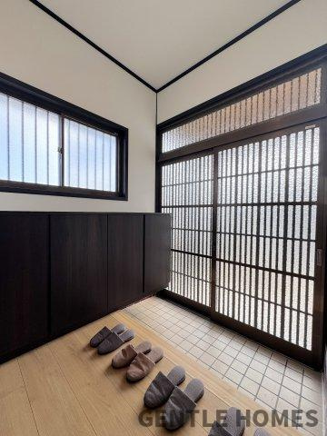 早良区田村4丁目の玄関