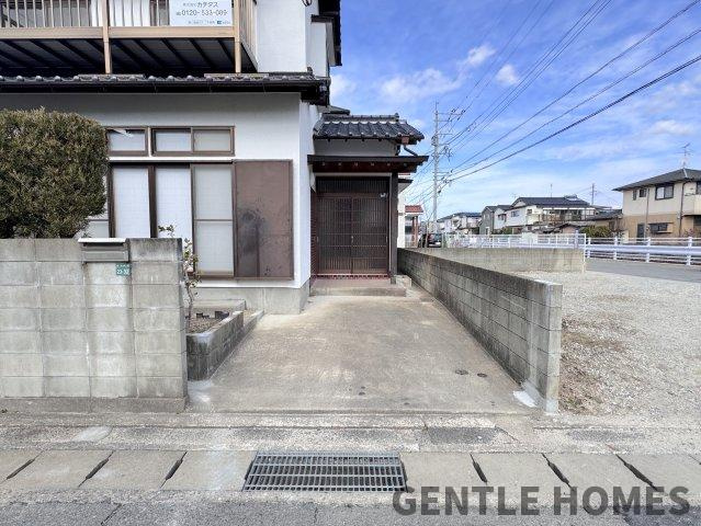 早良区田村4丁目の駐車場