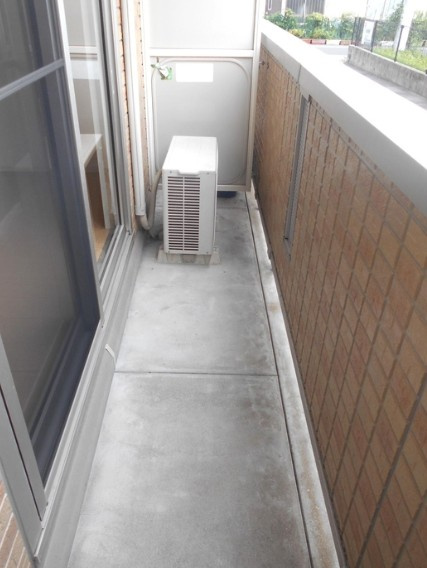 サニーコートのバルコニー