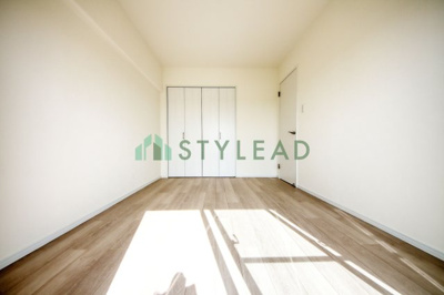 【洋室】 | ニューファミール桜森