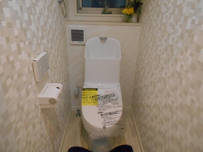 東大阪市中石切町2丁目　中古戸建（未入居）のトイレ