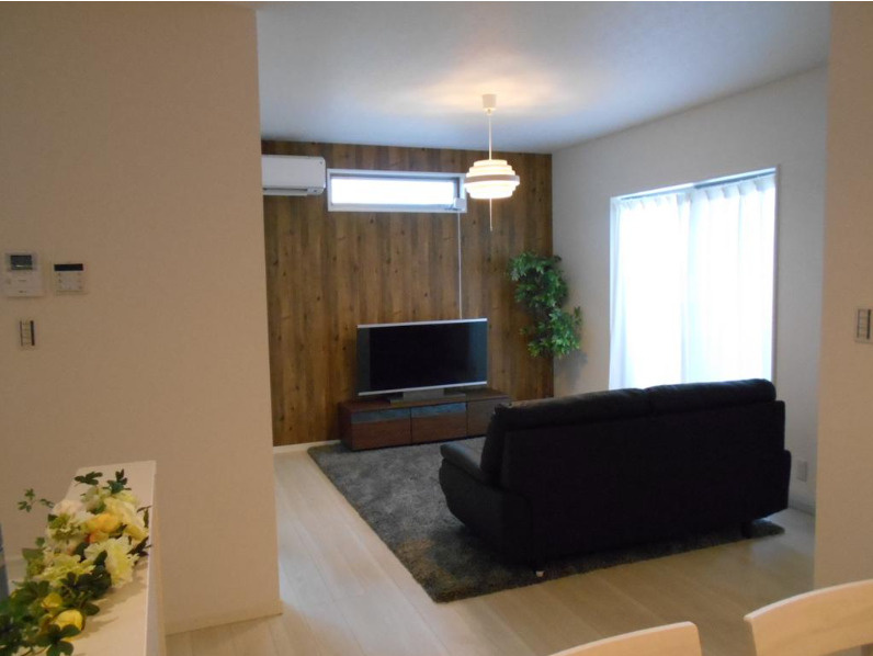 東大阪市中石切町2丁目　中古戸建（未入居）の居間・リビング