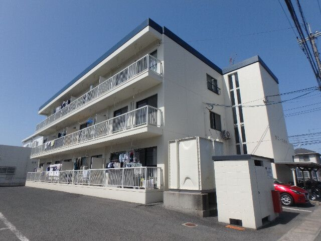 サニーコスモの外観