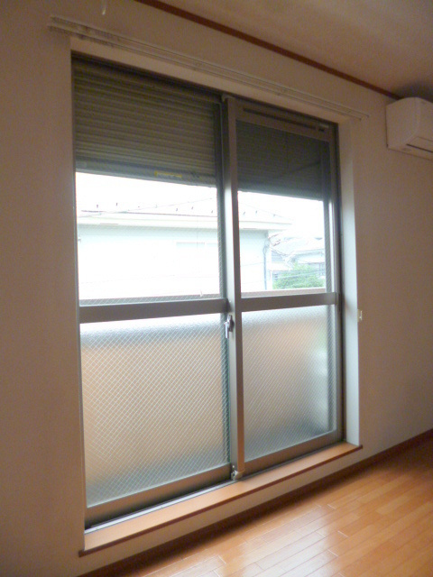 カーサＫの寝室|★セキュリティ高い防犯シャッター付きです♪