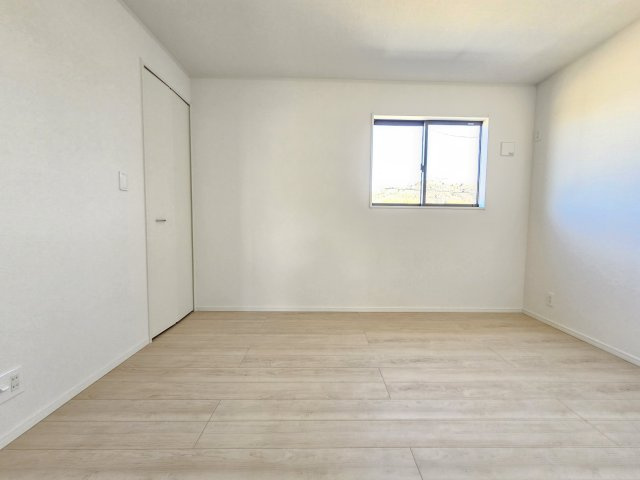 瑞浪市下沖町第３の洋室|２階洋室６帖