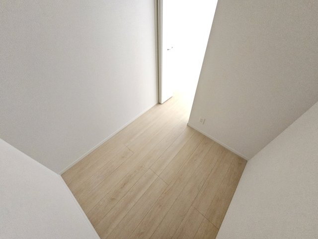 瑞浪市下沖町第３の洋室|２階洋室６帖内のウォークインクローゼット２帖