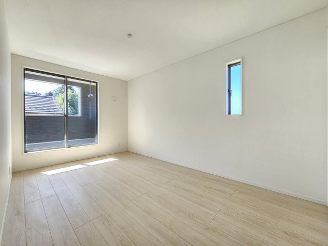 瑞浪市下沖町第３の洋室|２階洋室７．５帖