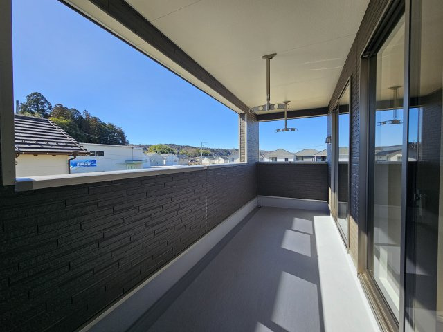 瑞浪市下沖町第３のバルコニー|ルーフバルコニー