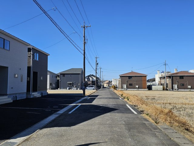 瑞浪市下沖町第３の前面道路含む現地写真