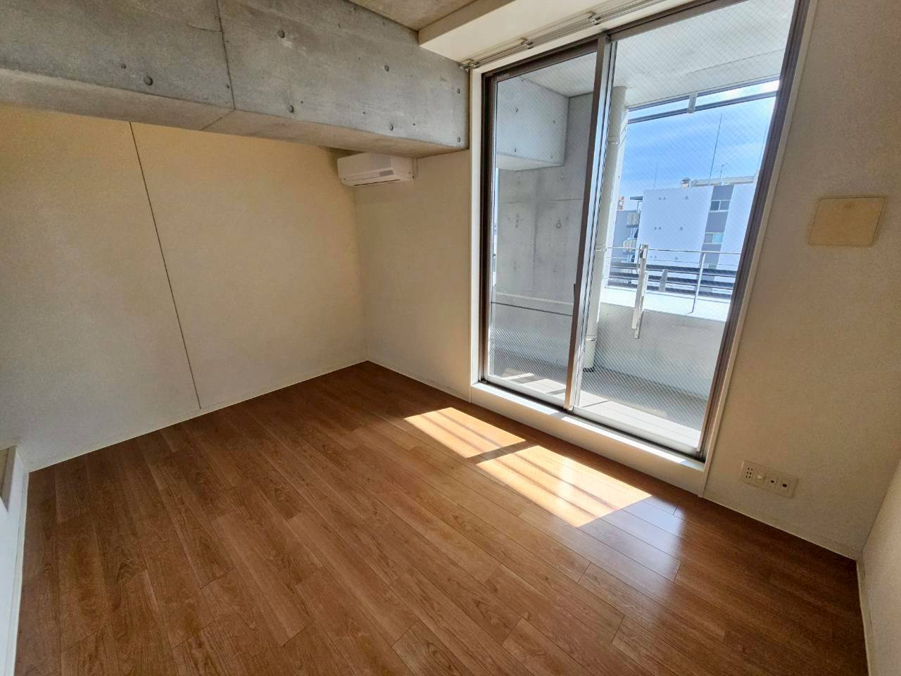 PH4の居間・リビング