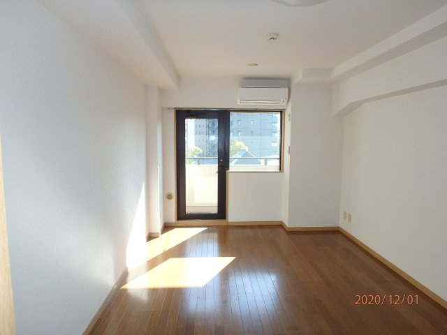 レジェンド日暮里の洋室