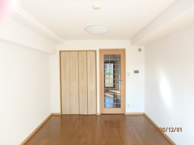 レジェンド日暮里の洋室